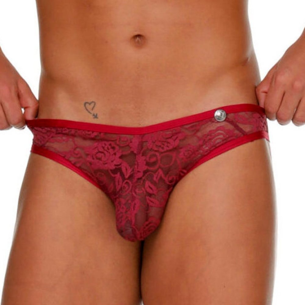 GIGO F-MALE WINE BRIEF